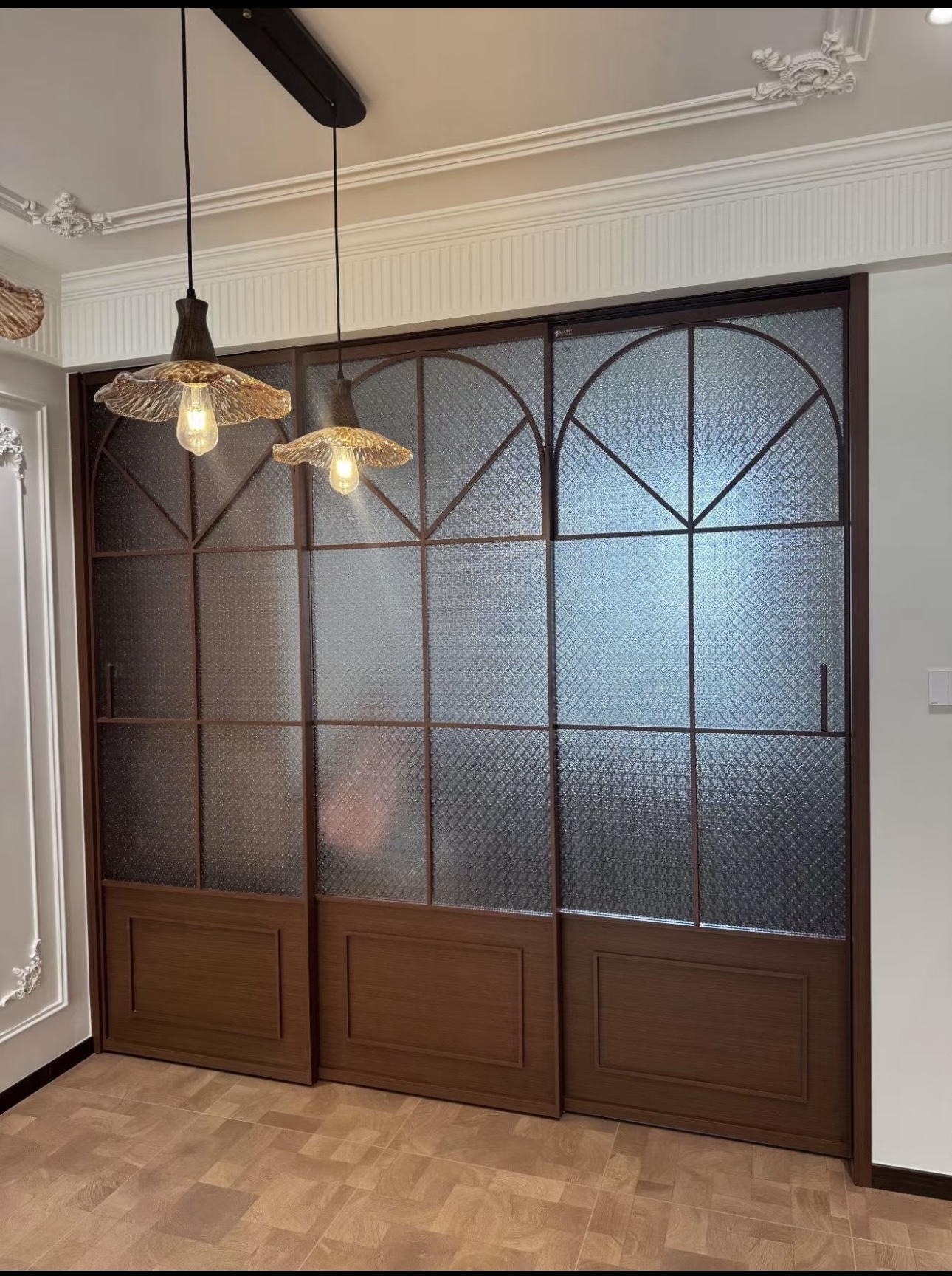 Elegant French Style Aluminum Single Glazed Sliding Patio Door with Black Grids for Villa Balcony Garden Project OEM Bespoke