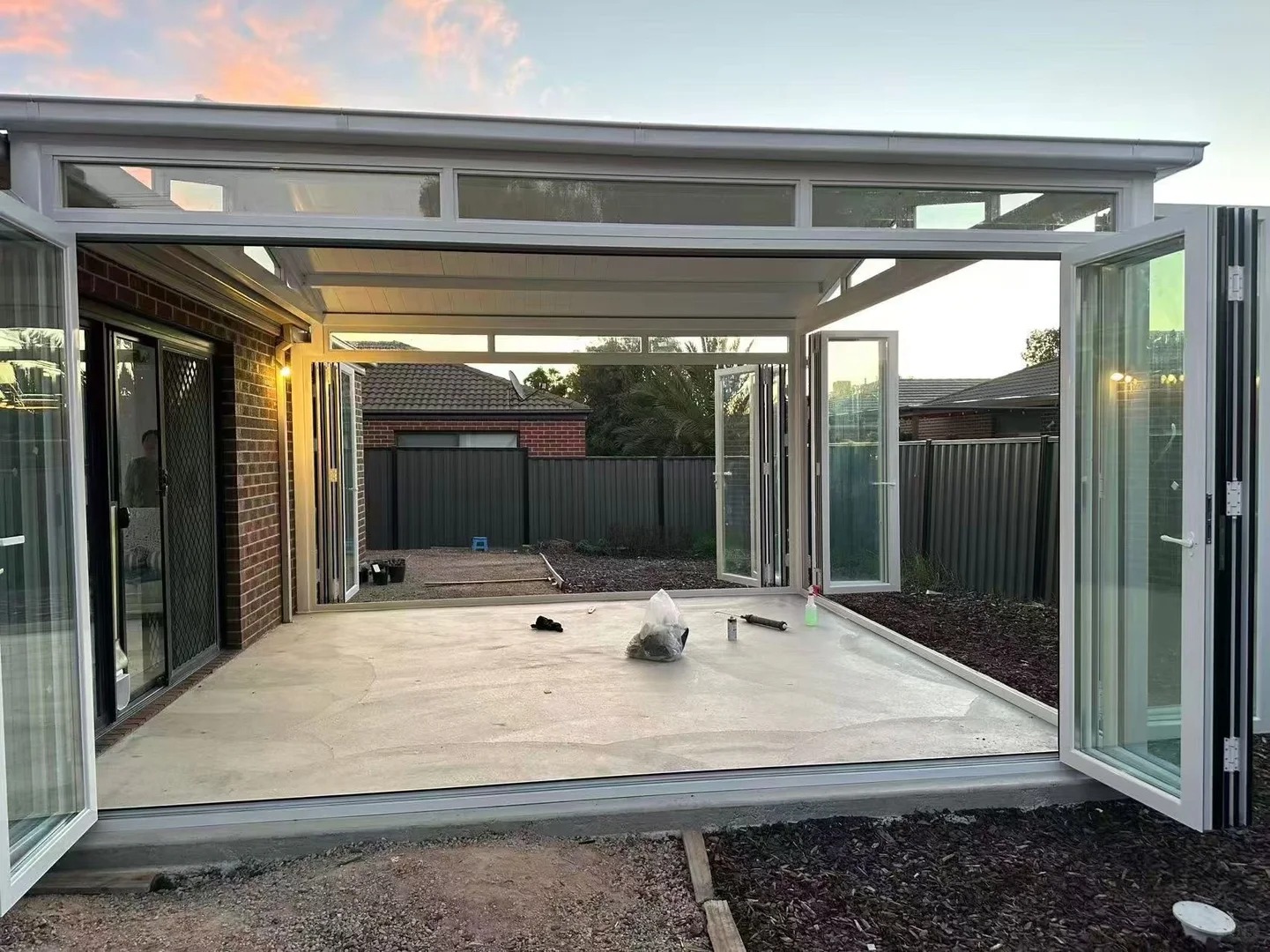 European Standard Interior Aluminum Alloy &amp; Steel Framed Glass French Doors with Crittall Style for Living Room