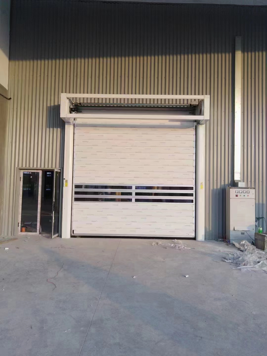 High Cost Performance Aluminum Alloy Waterproof Garage Roll up Door Thermal Insulation Electric Side Opening Customizable Size
