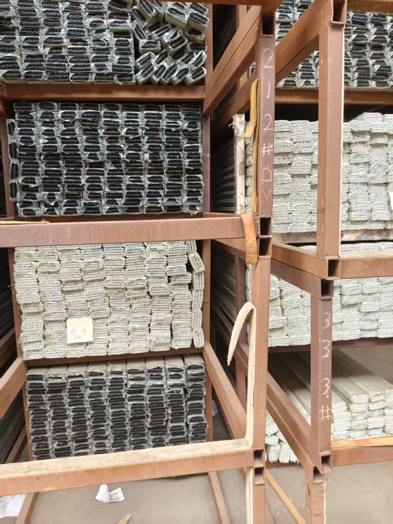 Foshan Aluminum Factory Aluminium Frame Profile with Fly Screen, Aluminum Profile for Window Frame