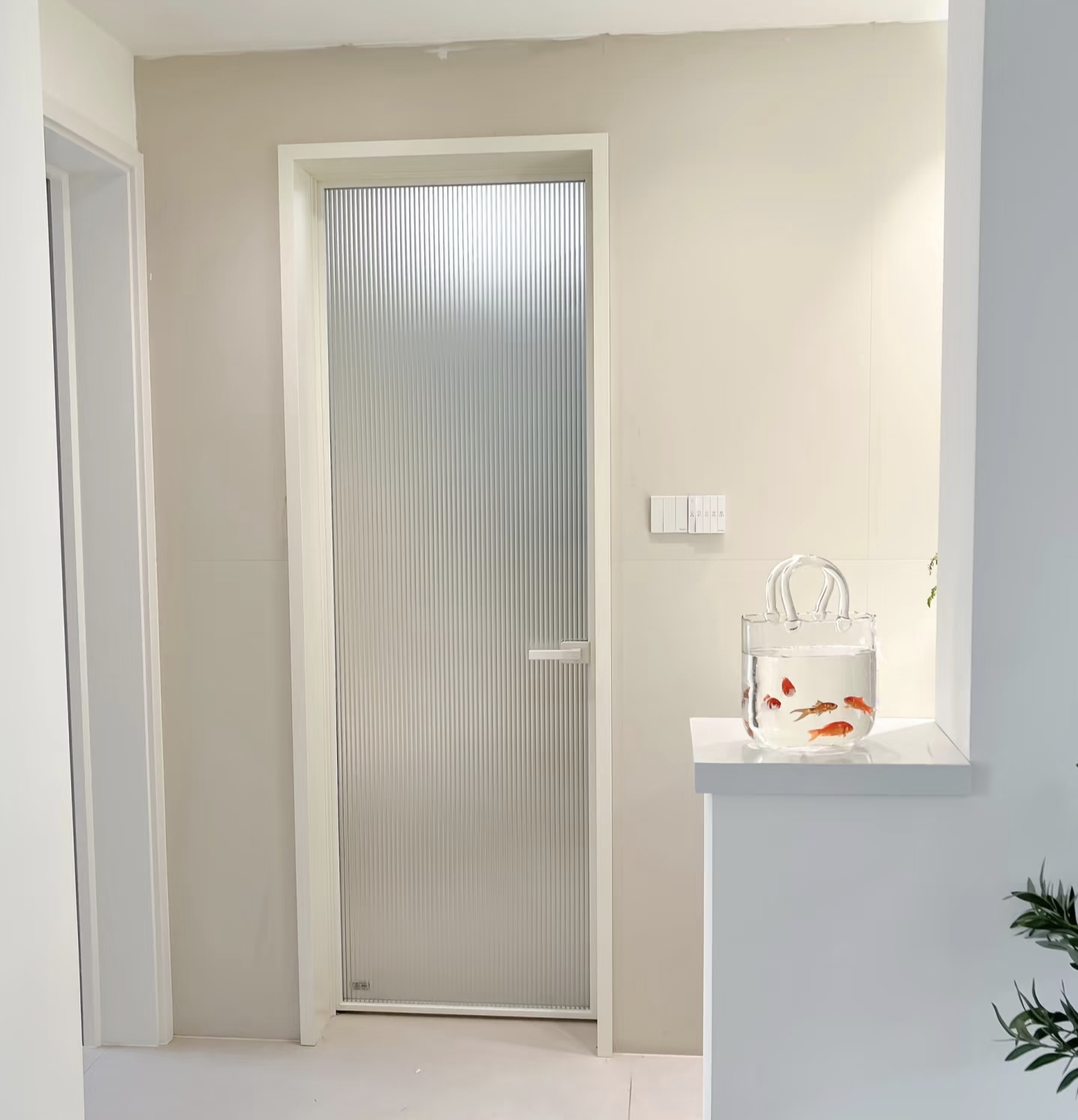 Waterproof Aluminum Bathroom Casement Doors With Privacy Frosted Glass For Home Wet Room Application