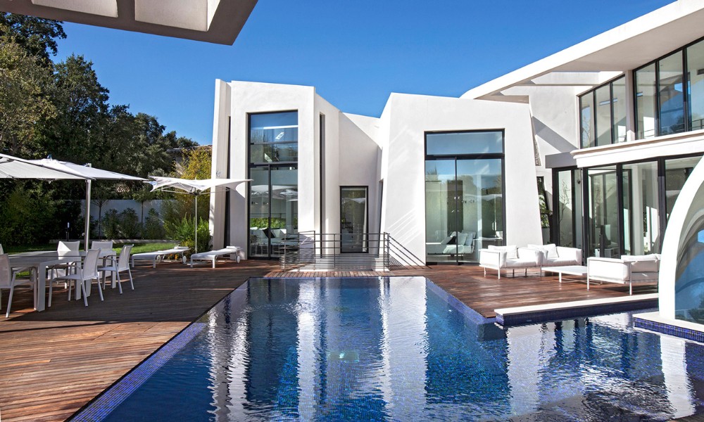Modern Architecture Glazing