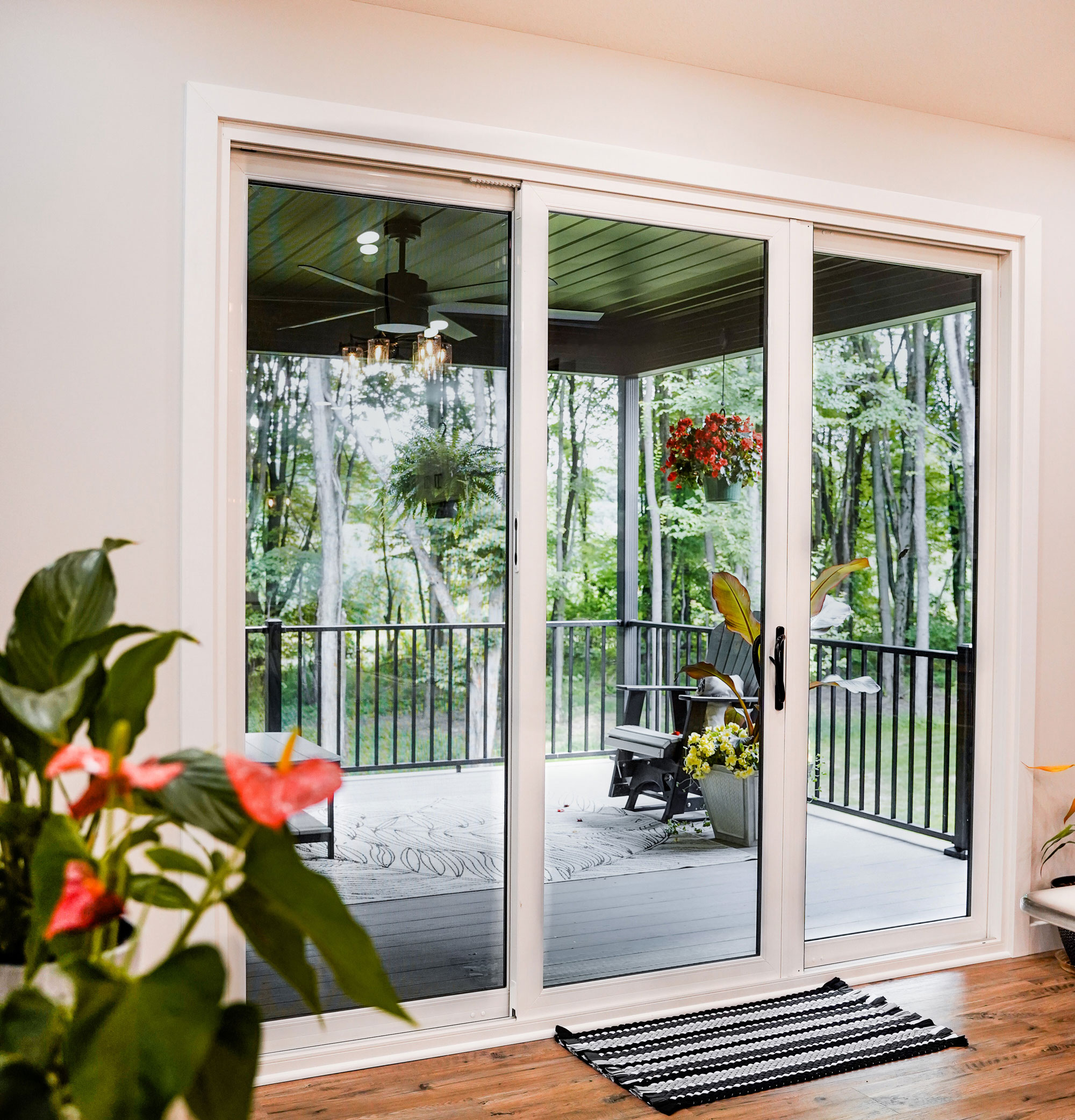 Aluminium Sliding Doors Interior Soft Close Black Frame 4 Panel Indoor Sliding Glass Doors
