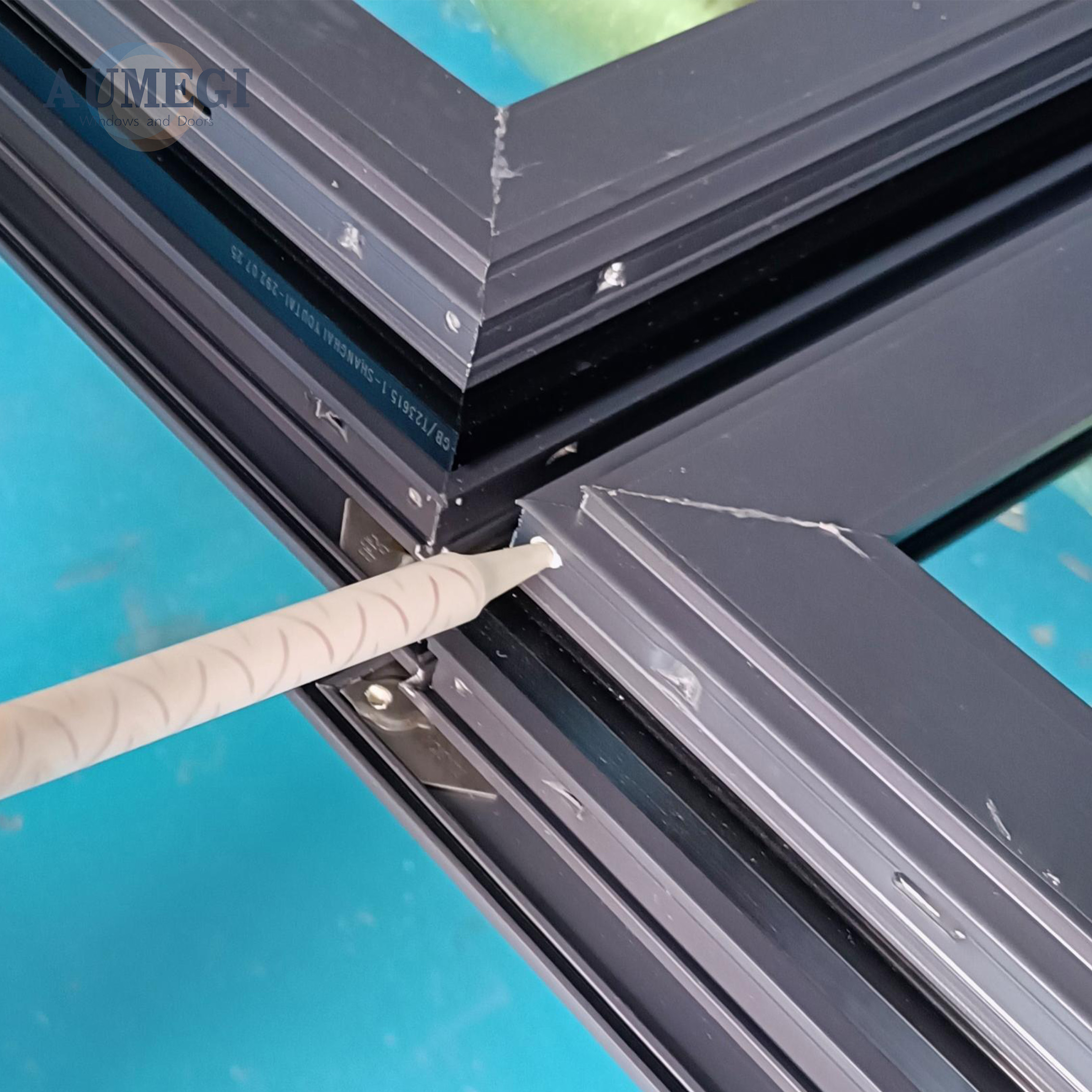 AUMEGI Fix Window Pictures Aluminum Casement windows Doors Aluminium Doors and windows Designs Picture