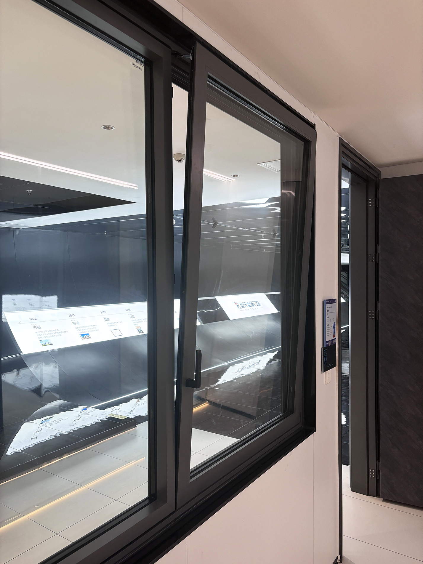 Fuson Aluminum Alloy Drift Bay Windows Flat Opening Inner Inverted Drift Soundproof Glass System Broken Bridge Sliding Window