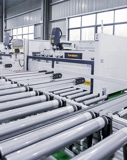 Automated CNC fabrication lines for aluminum profiles