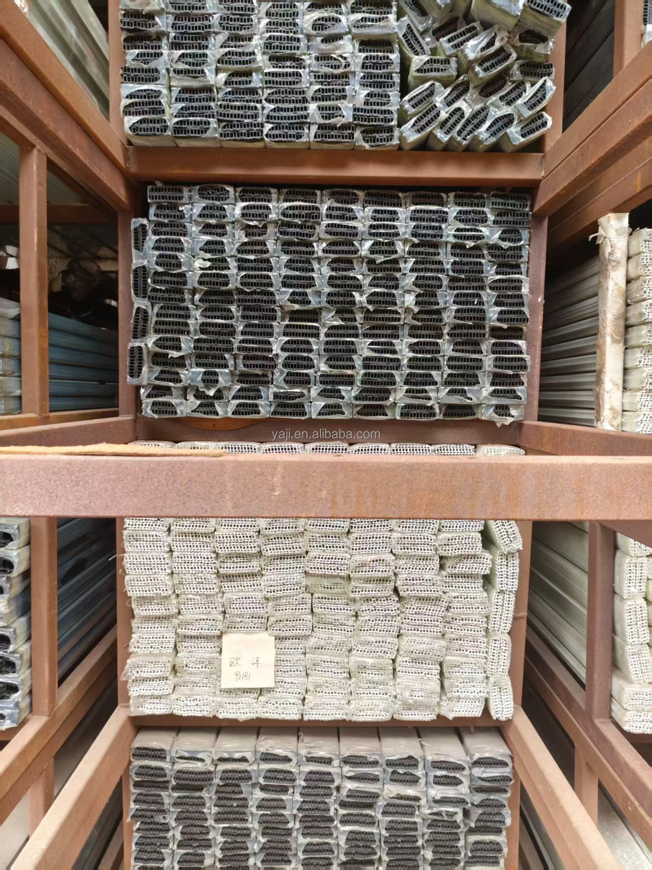 Foshan Aluminum Factory Aluminium Frame Profile with Fly Screen, Aluminum Profile for Window Frame