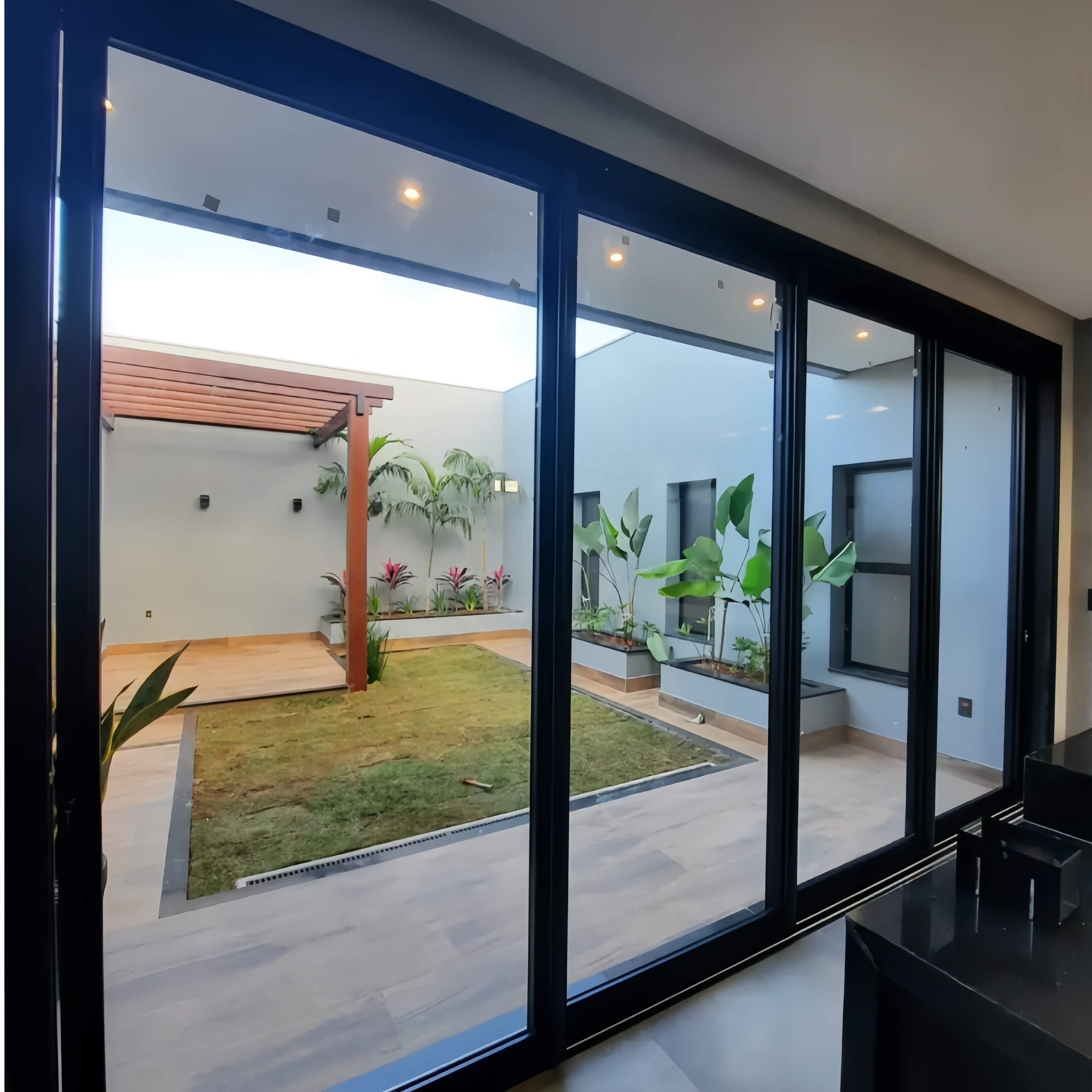 Good quality Advanced modern Aluminum Door Sliding tinted Glass Patio Door with Bi-fold Folding Outdoor Storefront Door