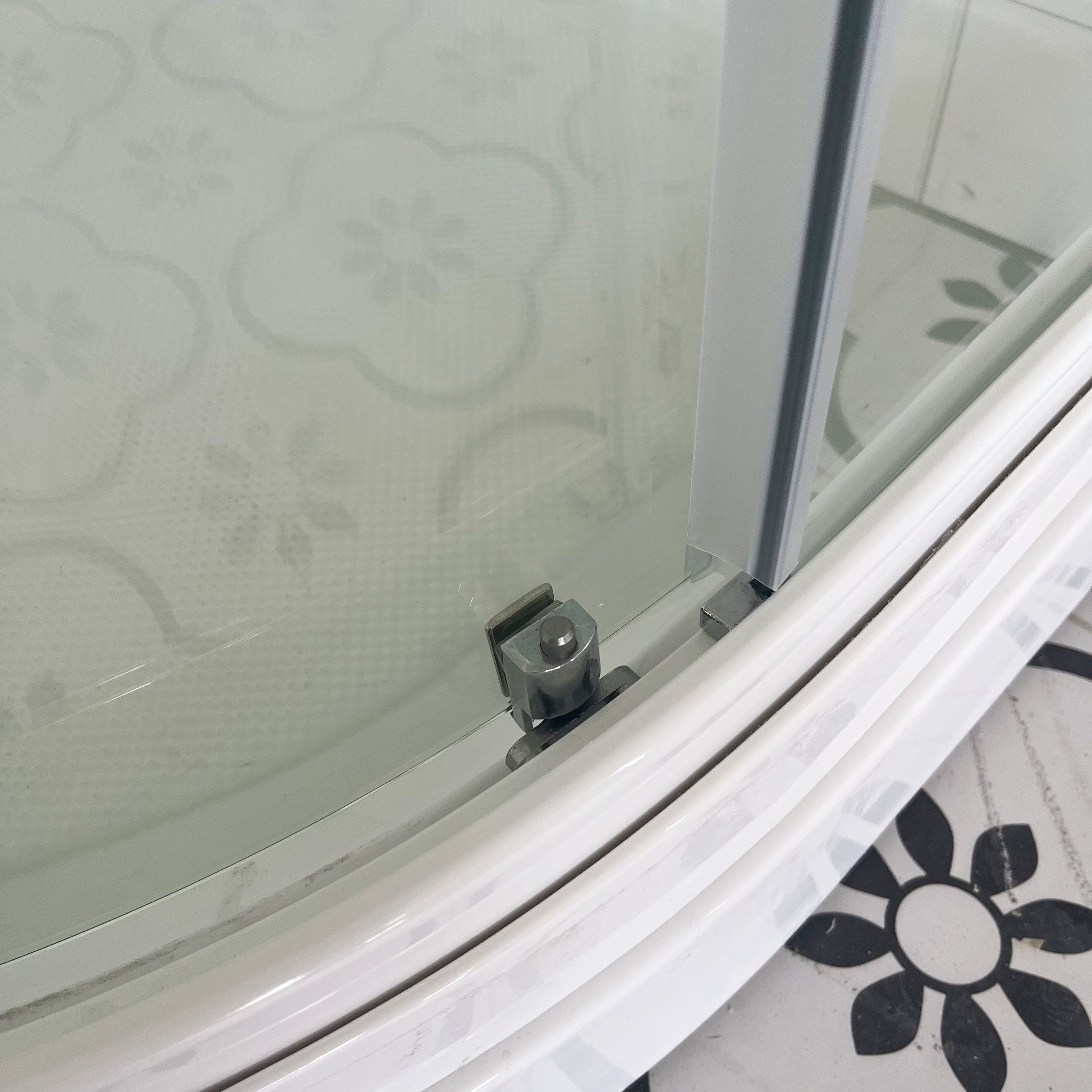 Wholesale Customized Bathroom White Aluminum Alloy Frame Waterproof Double Sliding Tempered Glass Door Complete Shower Cabin